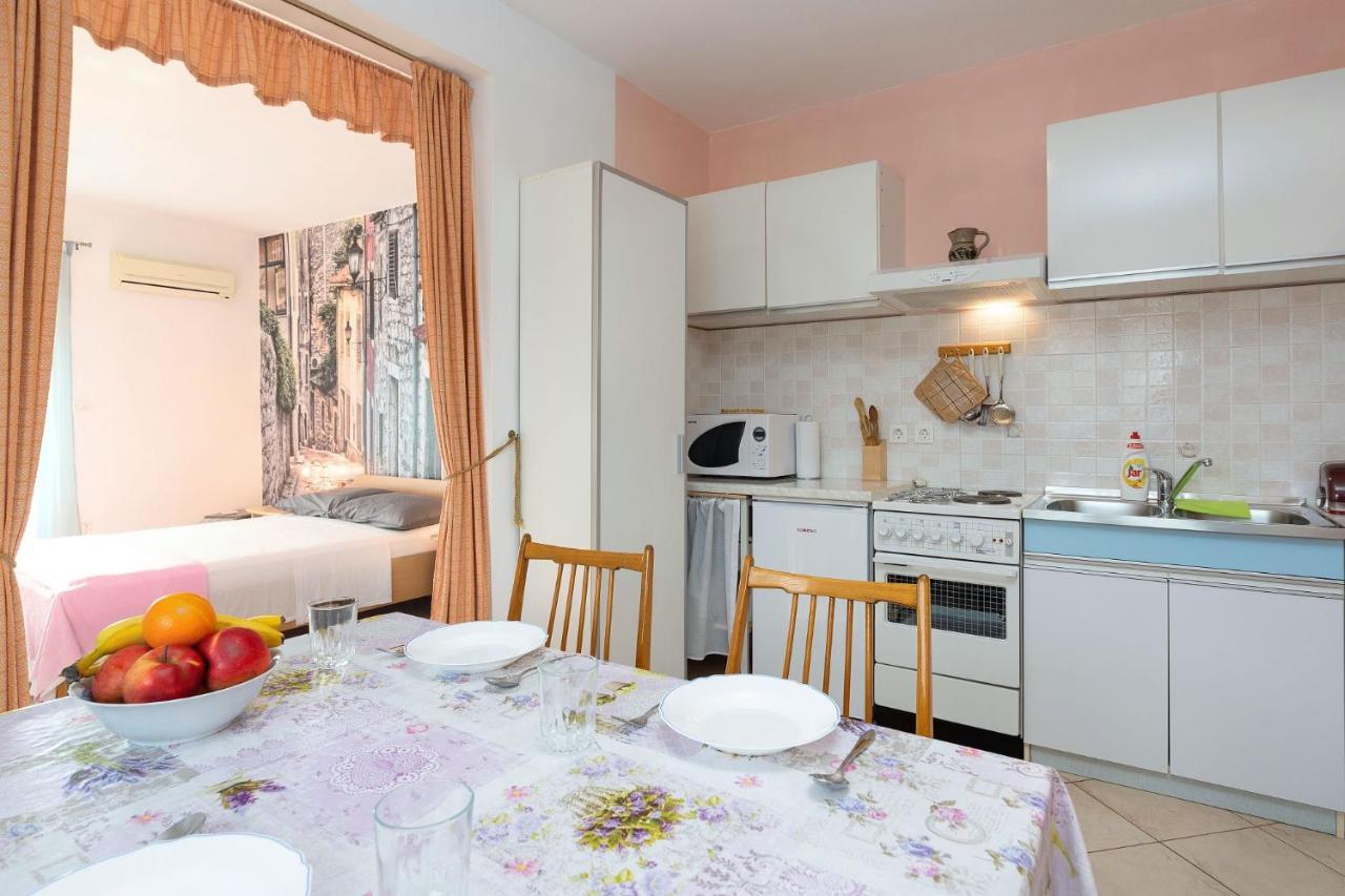 Apartments Pilicari (Adults Only) Rovigno Esterno foto